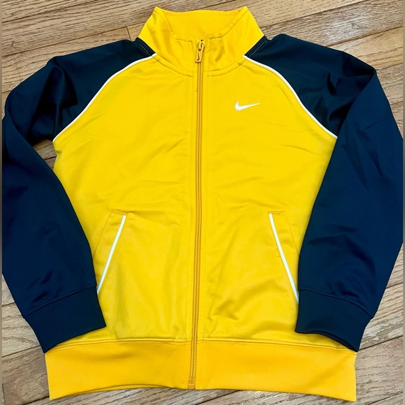 Nike Other - Nike Boys 6 Zip Up Track Jacket